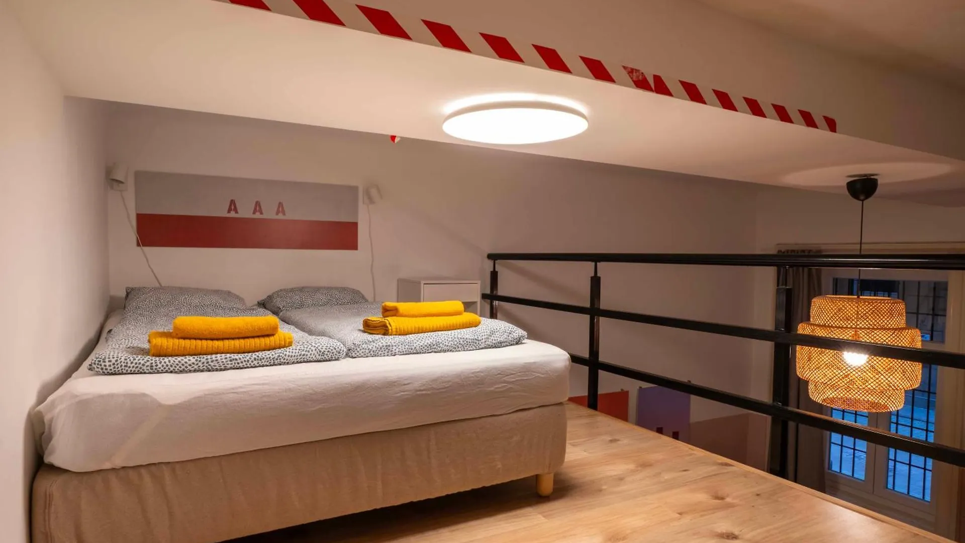 בודפשט Cosy Studio In Erzsebetvaros W41 Pink הונגריה